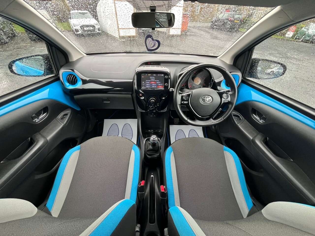 2015 TOYOTA AYGO 2015 TOYOTA AYGO