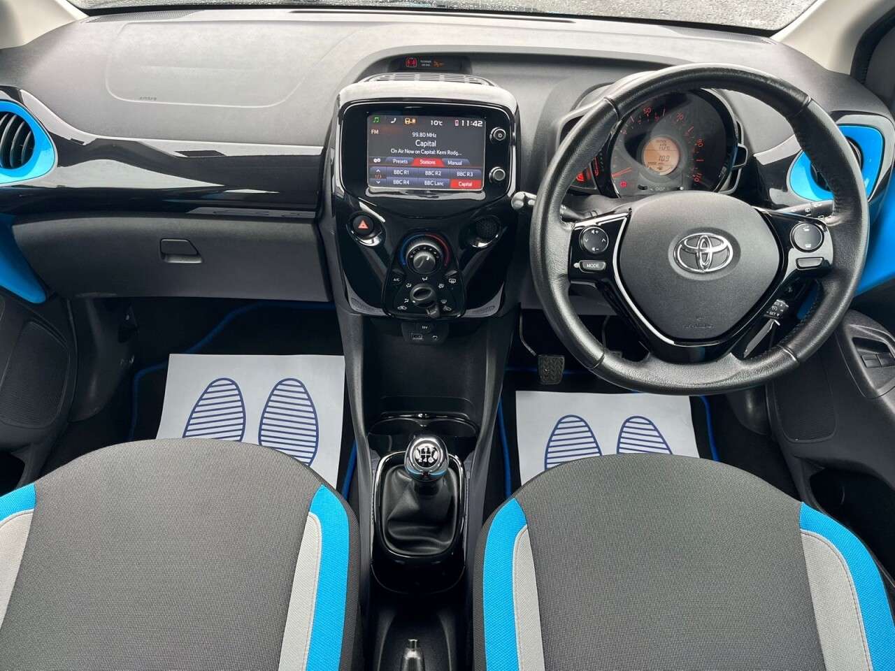 2015 TOYOTA AYGO 2015 TOYOTA AYGO