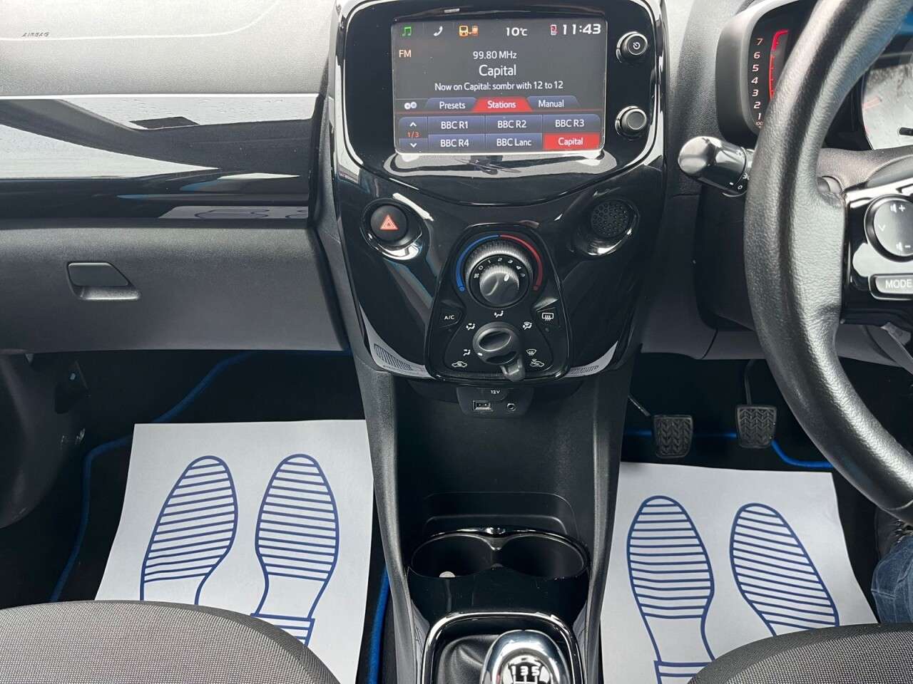 2015 TOYOTA AYGO 2015 TOYOTA AYGO