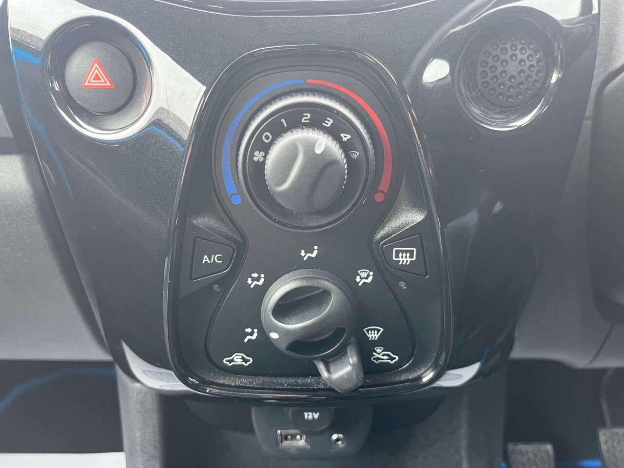2015 TOYOTA AYGO 2015 TOYOTA AYGO