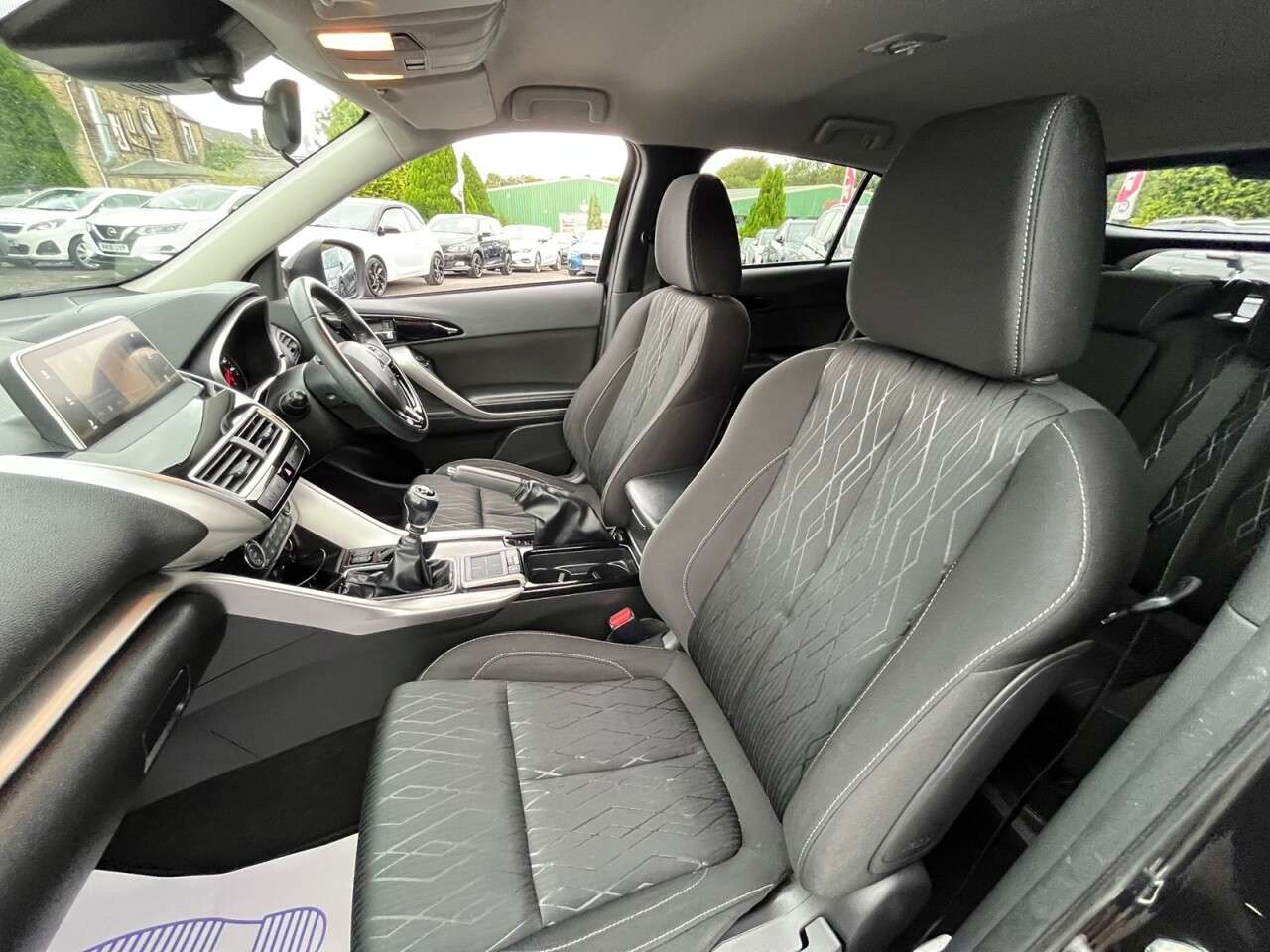 2018 MITSUBISHI ECLIPSE CROSS 2018 MITSUBISHI ECLIPSE CROSS