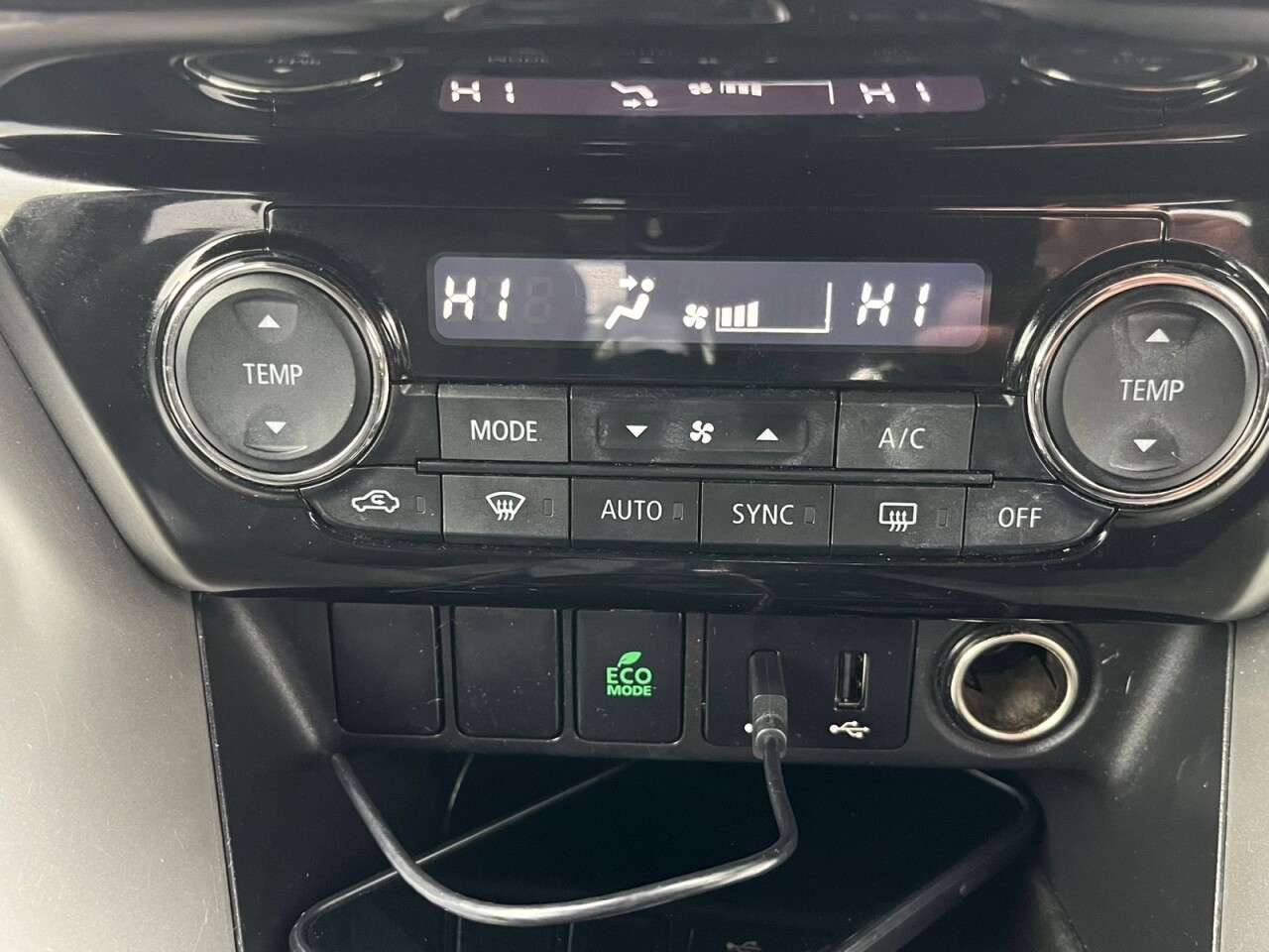 2018 MITSUBISHI ECLIPSE CROSS 2018 MITSUBISHI ECLIPSE CROSS