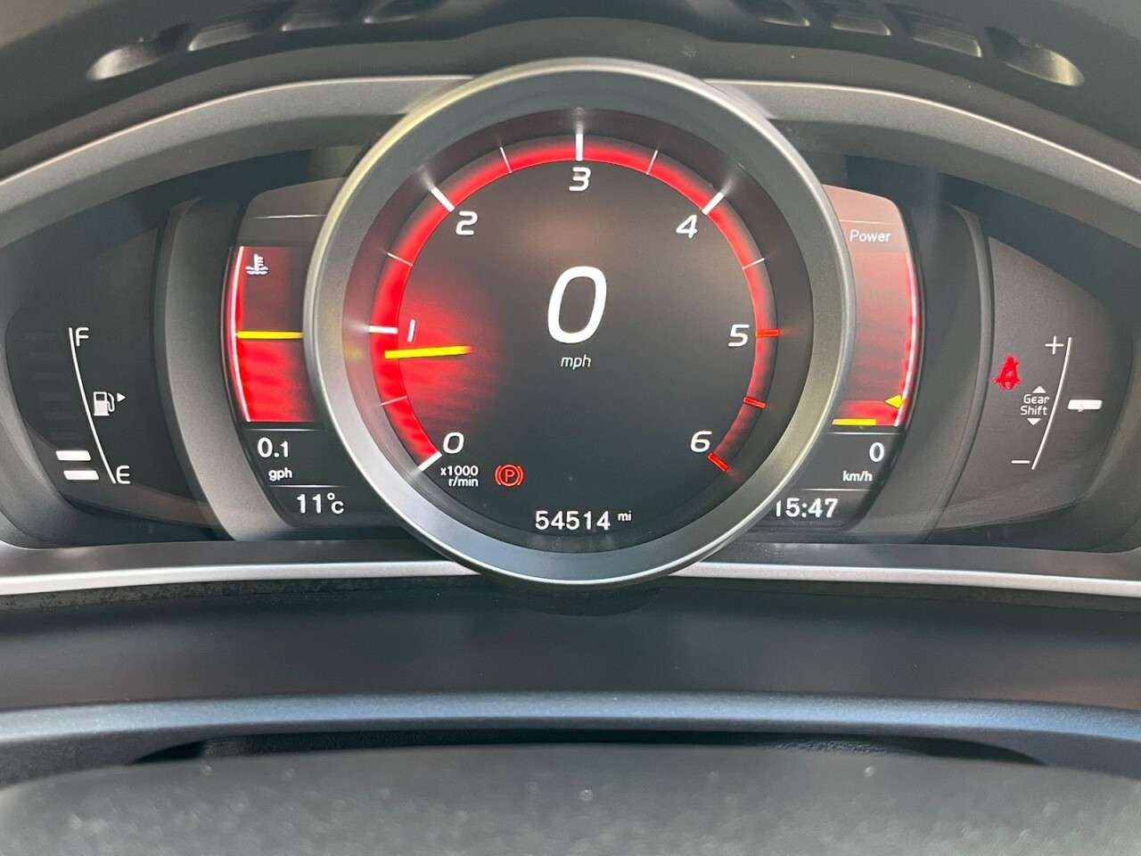 2018 VOLVO V40 2018 VOLVO V40