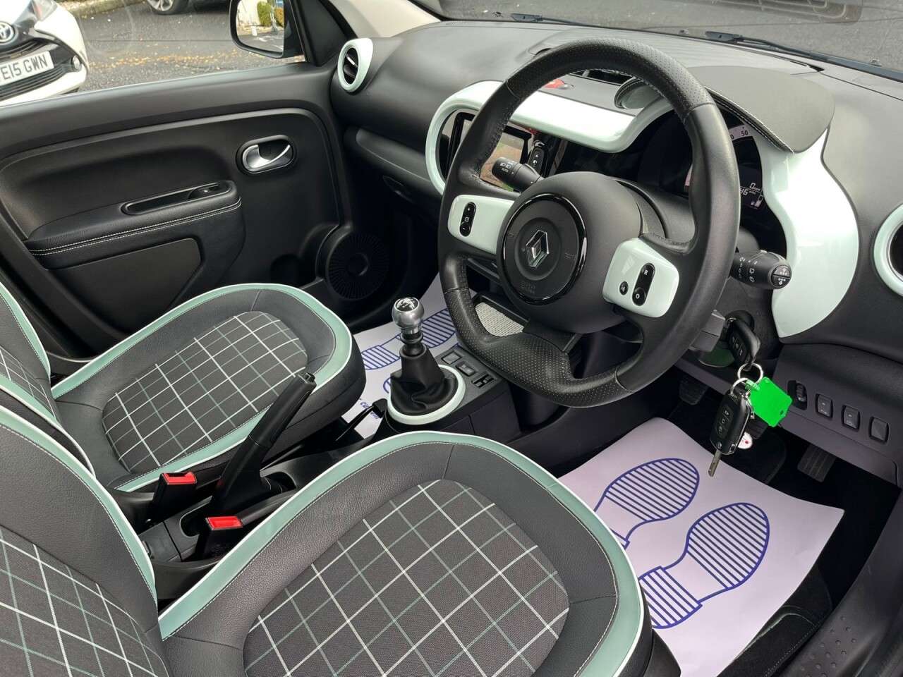 2018 RENAULT TWINGO 2018 RENAULT TWINGO