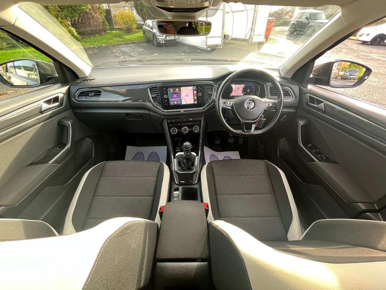 2020 VOLKSWAGEN T-ROC 2020 VOLKSWAGEN T-ROC