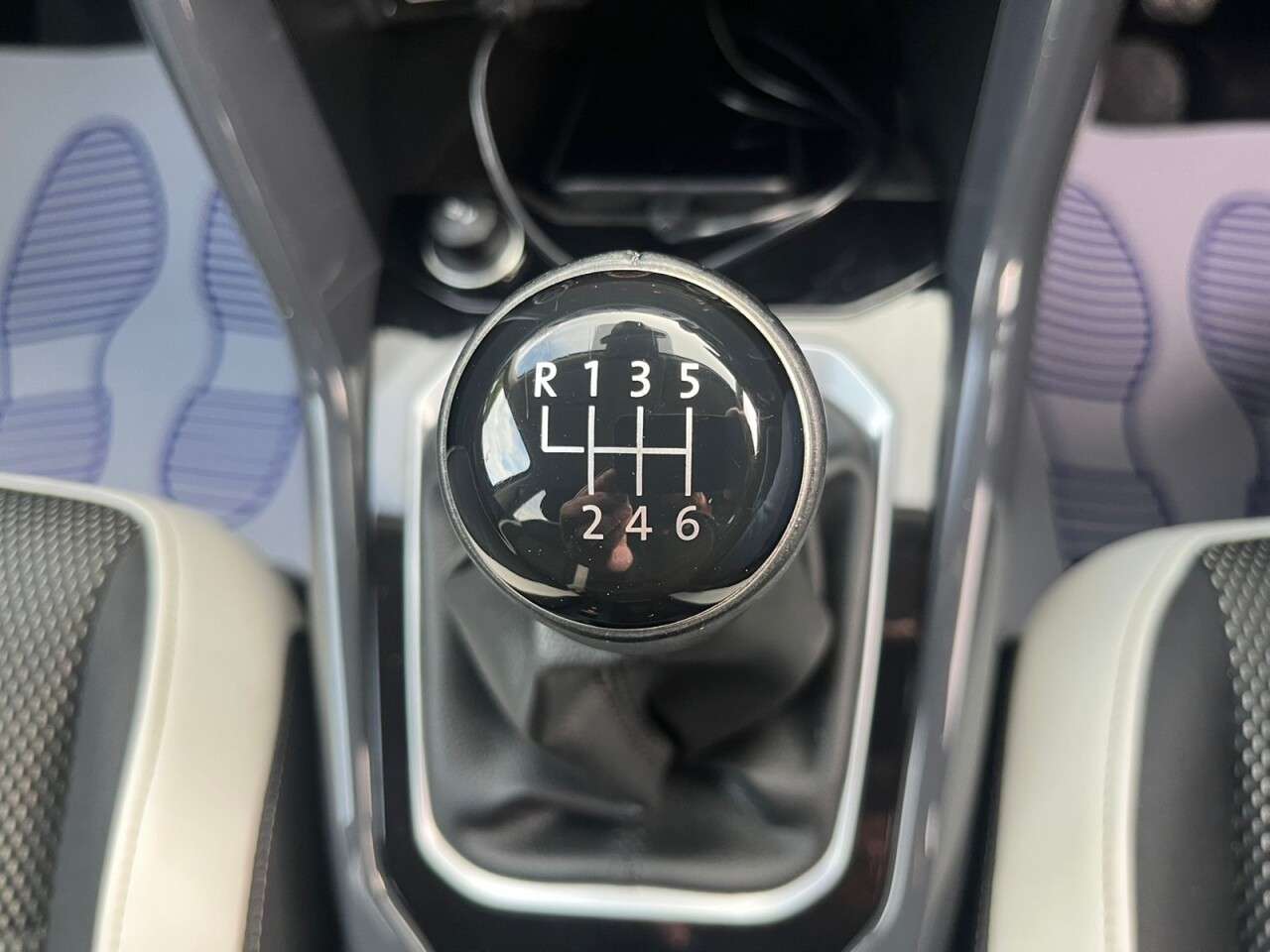 2020 VOLKSWAGEN T-ROC 2020 VOLKSWAGEN T-ROC