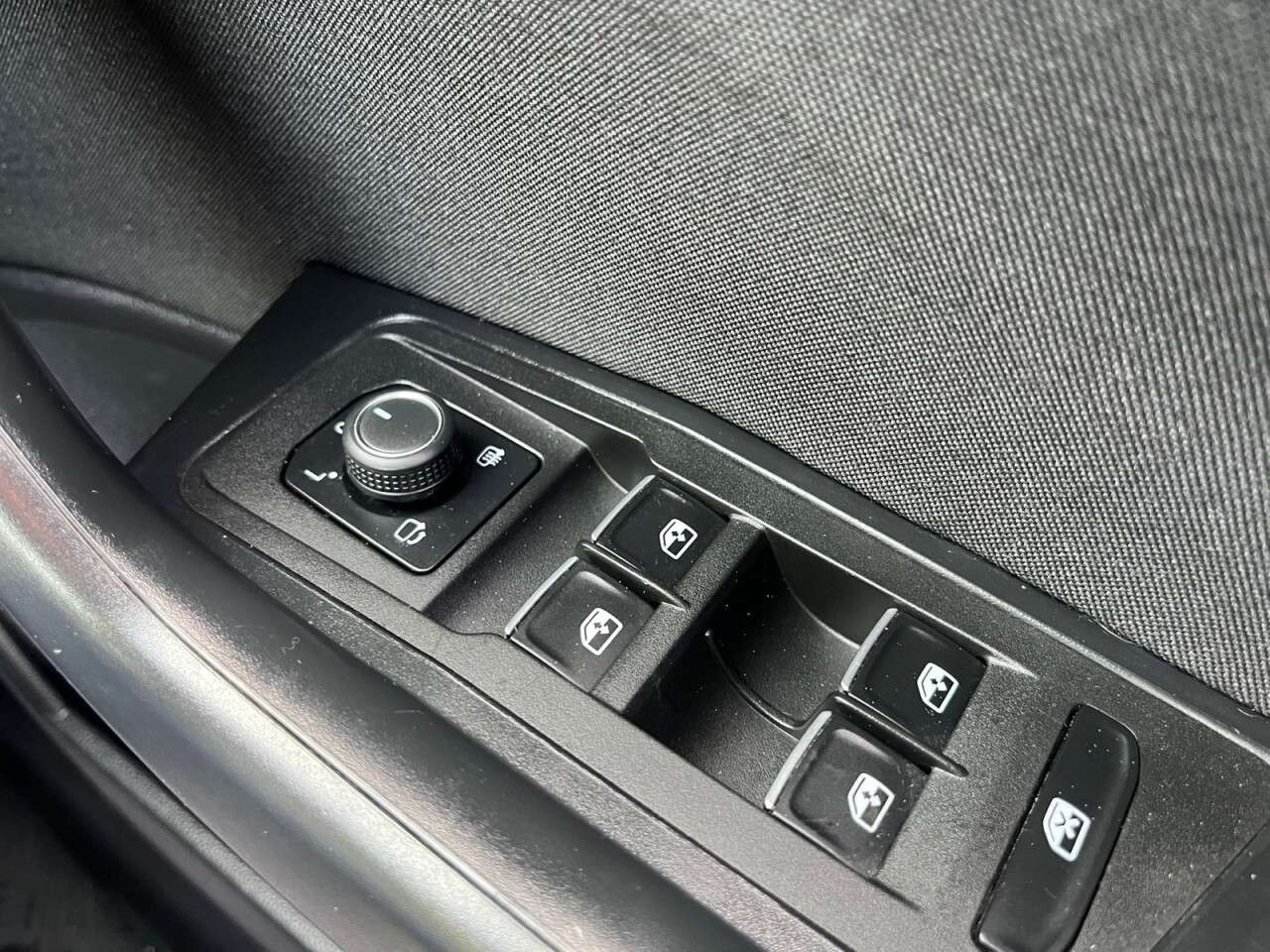 2020 VOLKSWAGEN T-ROC 2020 VOLKSWAGEN T-ROC