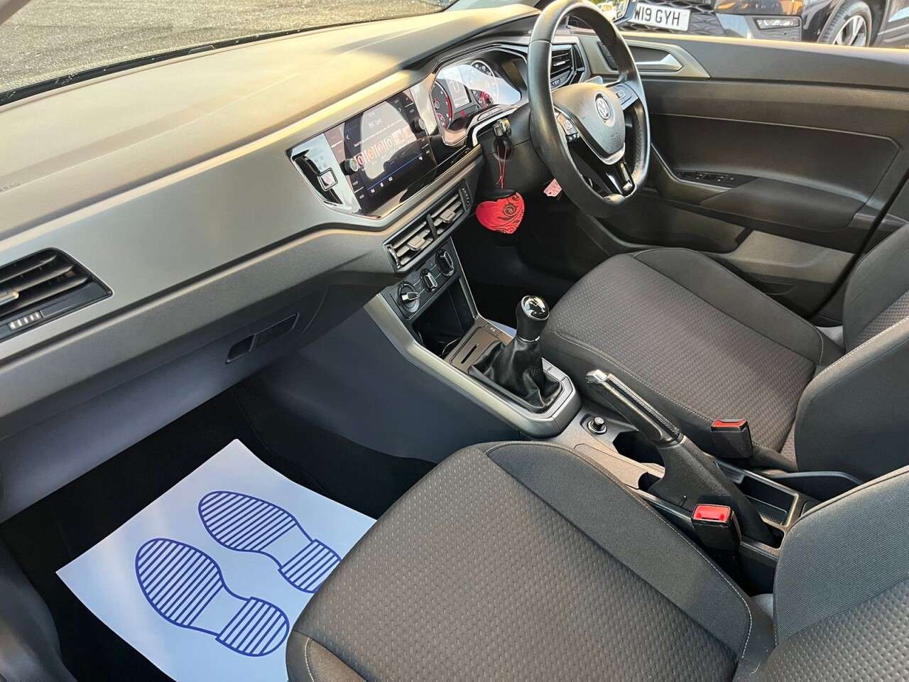 2019 VOLKSWAGEN POLO 2019 VOLKSWAGEN POLO