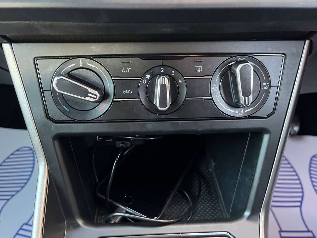 2019 VOLKSWAGEN POLO 2019 VOLKSWAGEN POLO