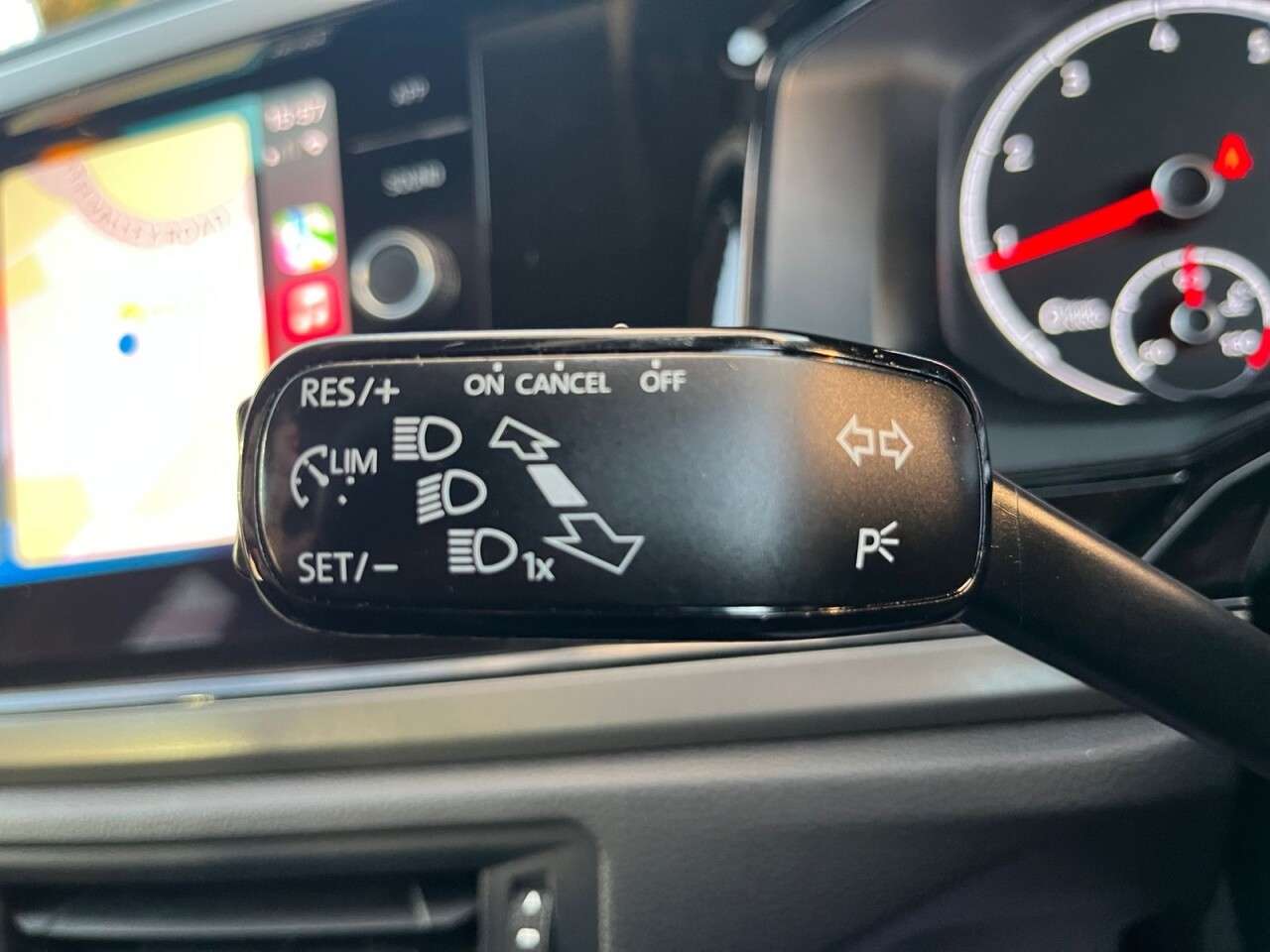 2019 VOLKSWAGEN POLO 2019 VOLKSWAGEN POLO