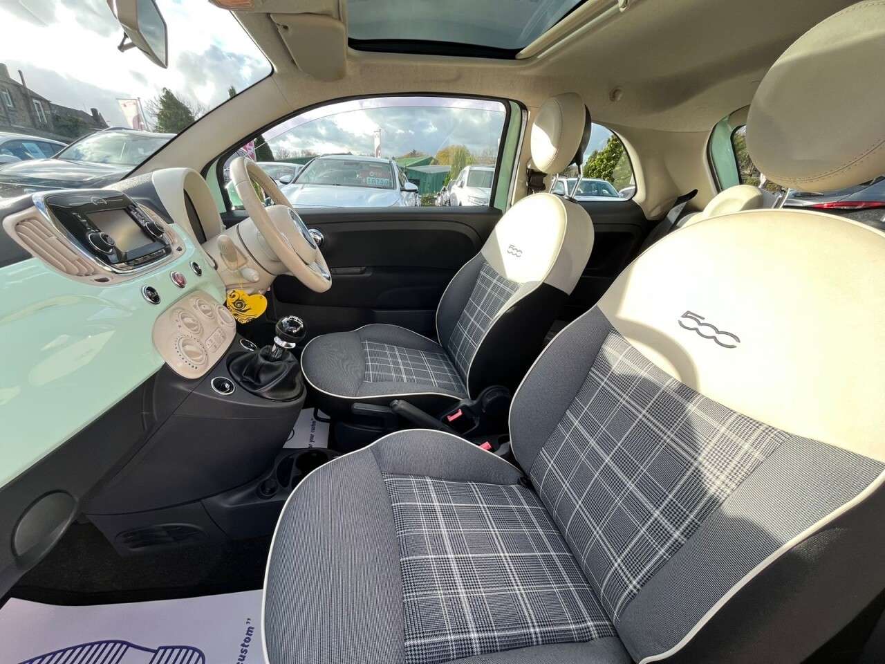 2018 FIAT 500 2018 FIAT 500