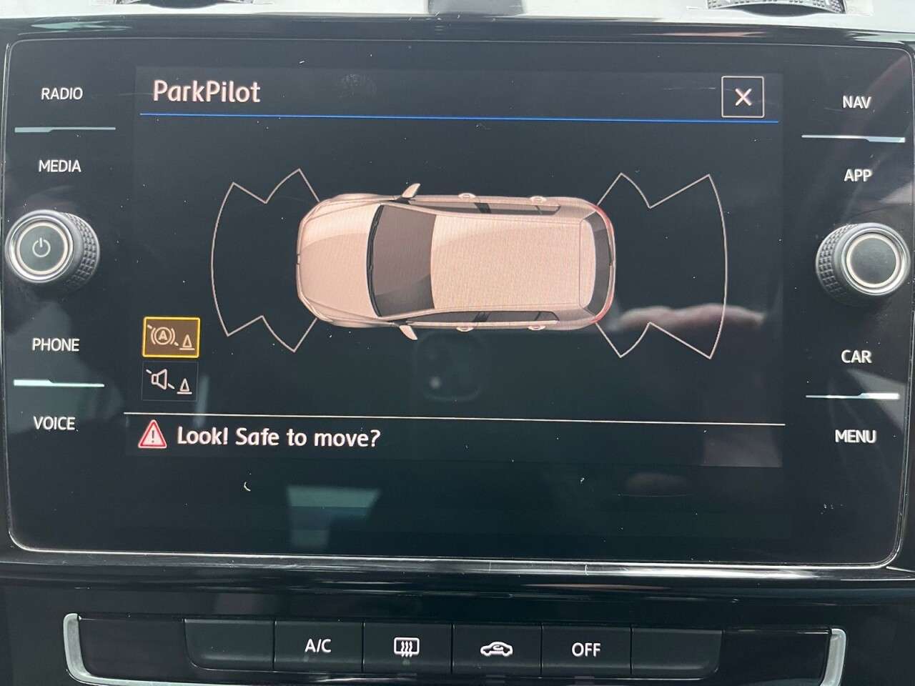 2018 VOLKSWAGEN GOLF 2018 VOLKSWAGEN GOLF