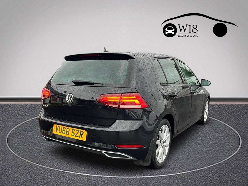 2018 VOLKSWAGEN GOLF 2018 VOLKSWAGEN GOLF