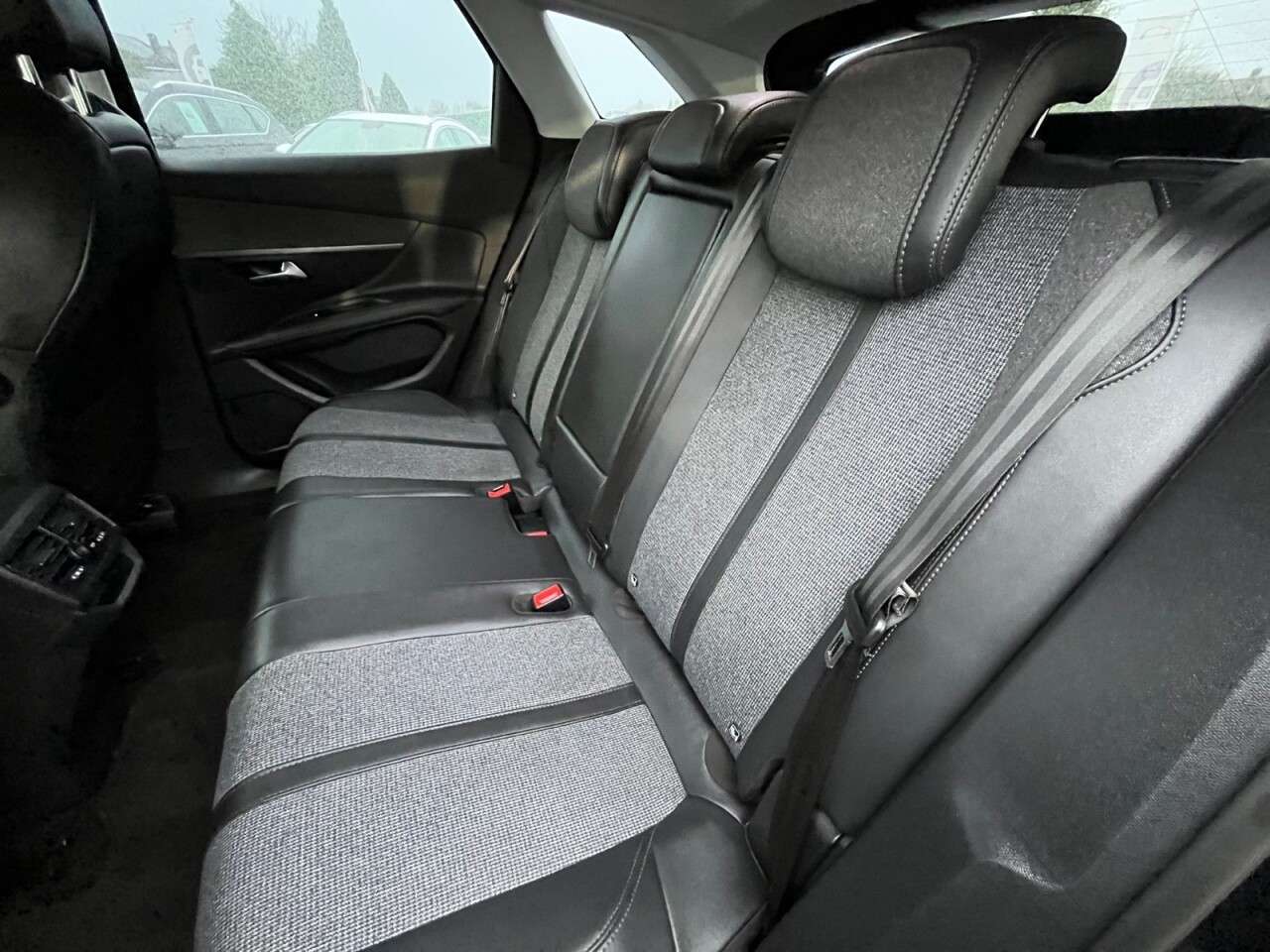 2019 PEUGEOT 3008 2019 PEUGEOT 3008