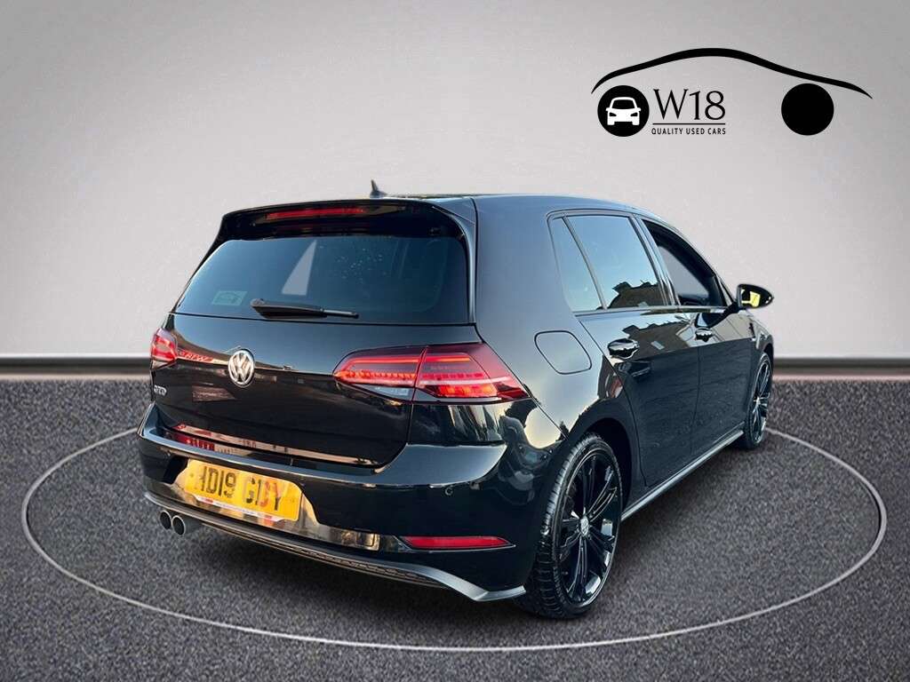 A 2019 VOLKSWAGEN GOLF 2.0 TDI GTD Hatchback 5dr Diesel DSG Euro 6 (s/s) (184 ps) A 2019 VOLKSWAGEN GOLF 2.0 TDI GTD Hatchback 5dr Diesel DSG Euro 6 (s/s) (184 ps)