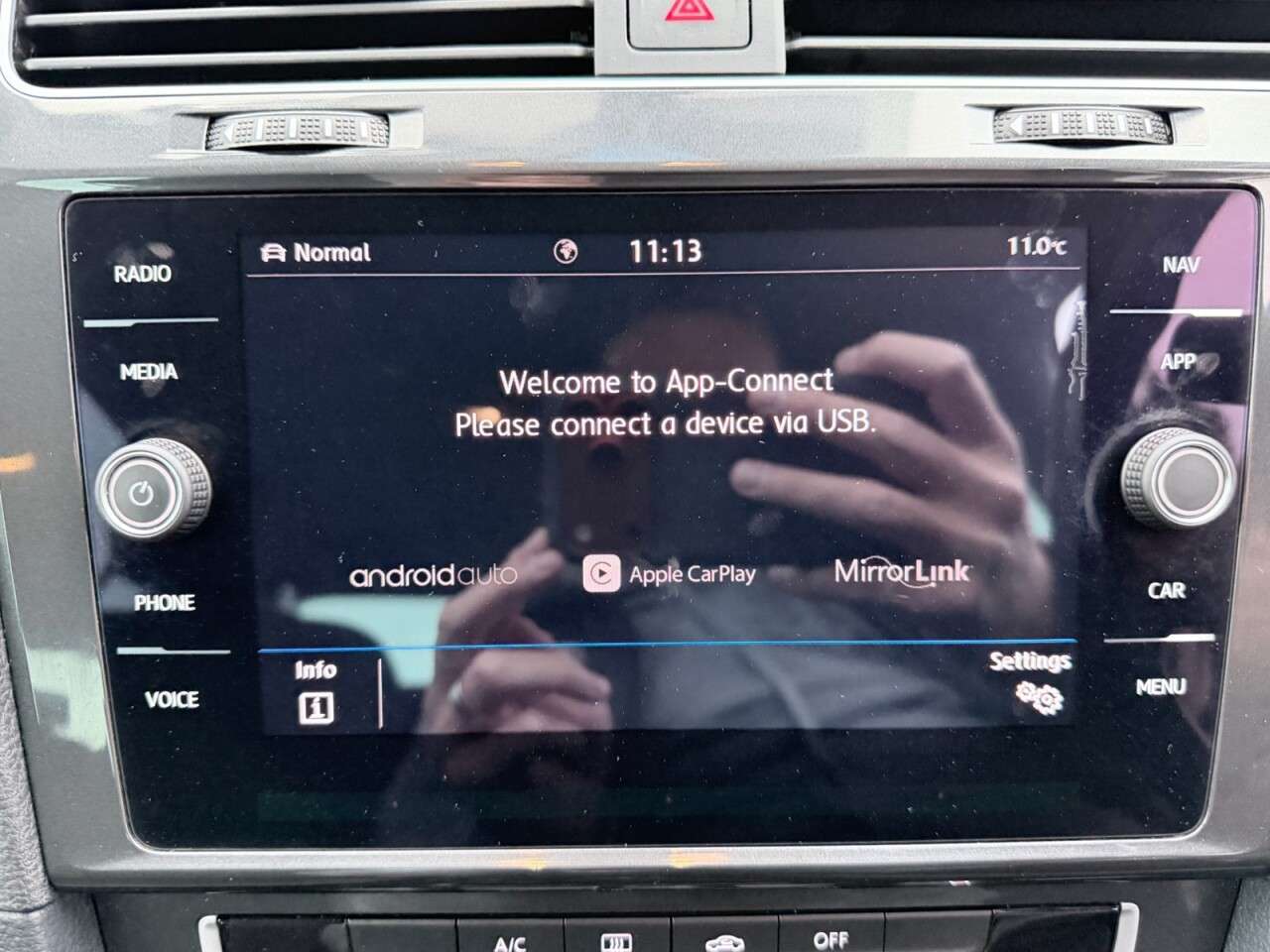 2019 VOLKSWAGEN GOLF 2019 VOLKSWAGEN GOLF