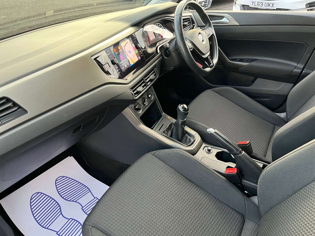 2021 VOLKSWAGEN POLO 2021 VOLKSWAGEN POLO