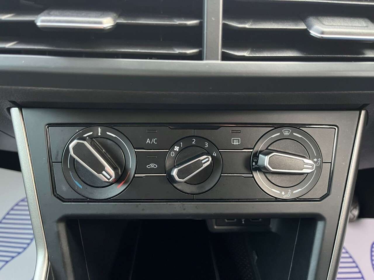 2021 VOLKSWAGEN POLO 2021 VOLKSWAGEN POLO