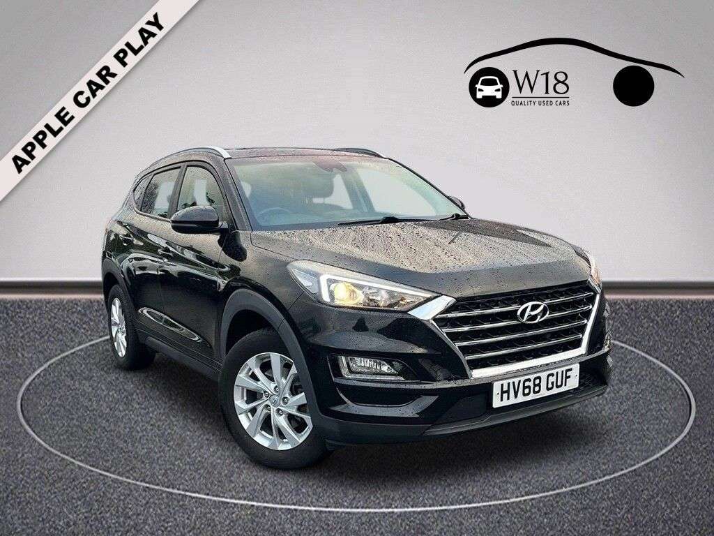 A 2018 HYUNDAI TUCSON 1.6 GDi Blue Drive SE Nav SUV 5dr Petrol Manual Euro 6 (s/s) (132 ps) A 2018 HYUNDAI TUCSON 1.6 GDi Blue Drive SE Nav SUV 5dr Petrol Manual Euro 6 (s/s) (132 ps)