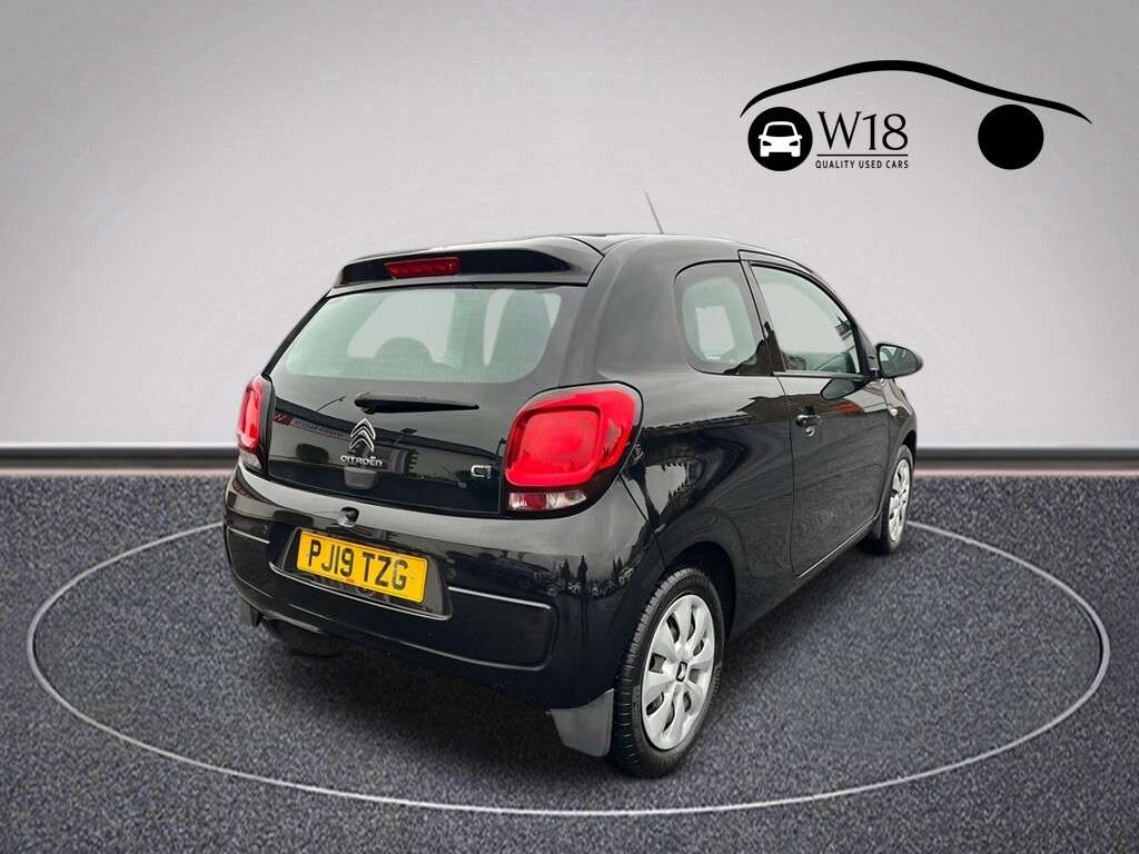 A 2019 CITROEN C1 1.0 VTi Feel Hatchback 3dr Petrol Manual Euro 6 (s/s) (72 ps) A 2019 CITROEN C1 1.0 VTi Feel Hatchback 3dr Petrol Manual Euro 6 (s/s) (72 ps)