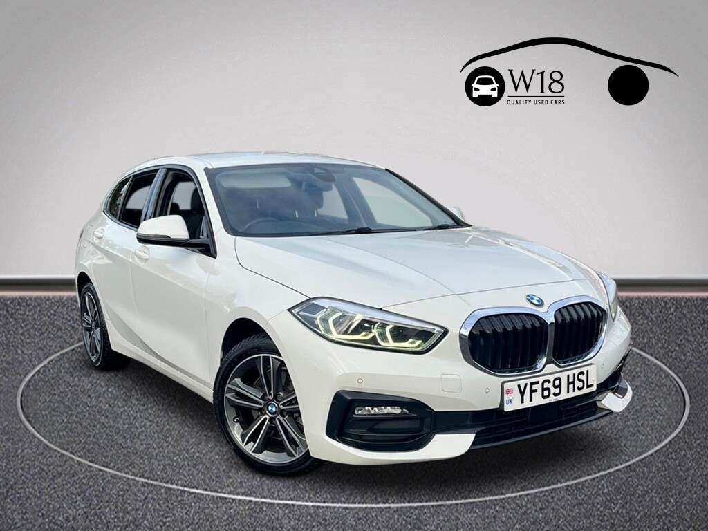 A 2019 BMW 1 SERIES 1.5 118i Sport Hatchback 5dr Petrol Manual Euro 6 (s/s) (140 ps) A 2019 BMW 1 SERIES 1.5 118i Sport Hatchback 5dr Petrol Manual Euro 6 (s/s) (140 ps)