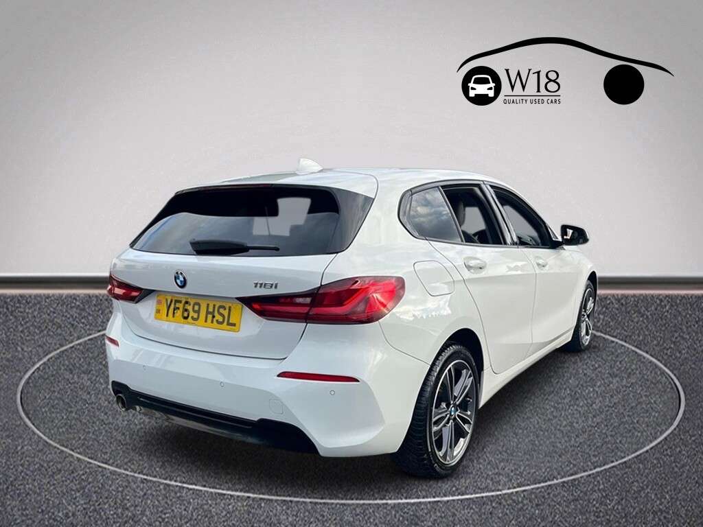 A 2019 BMW 1 SERIES 1.5 118i Sport Hatchback 5dr Petrol Manual Euro 6 (s/s) (140 ps) A 2019 BMW 1 SERIES 1.5 118i Sport Hatchback 5dr Petrol Manual Euro 6 (s/s) (140 ps)