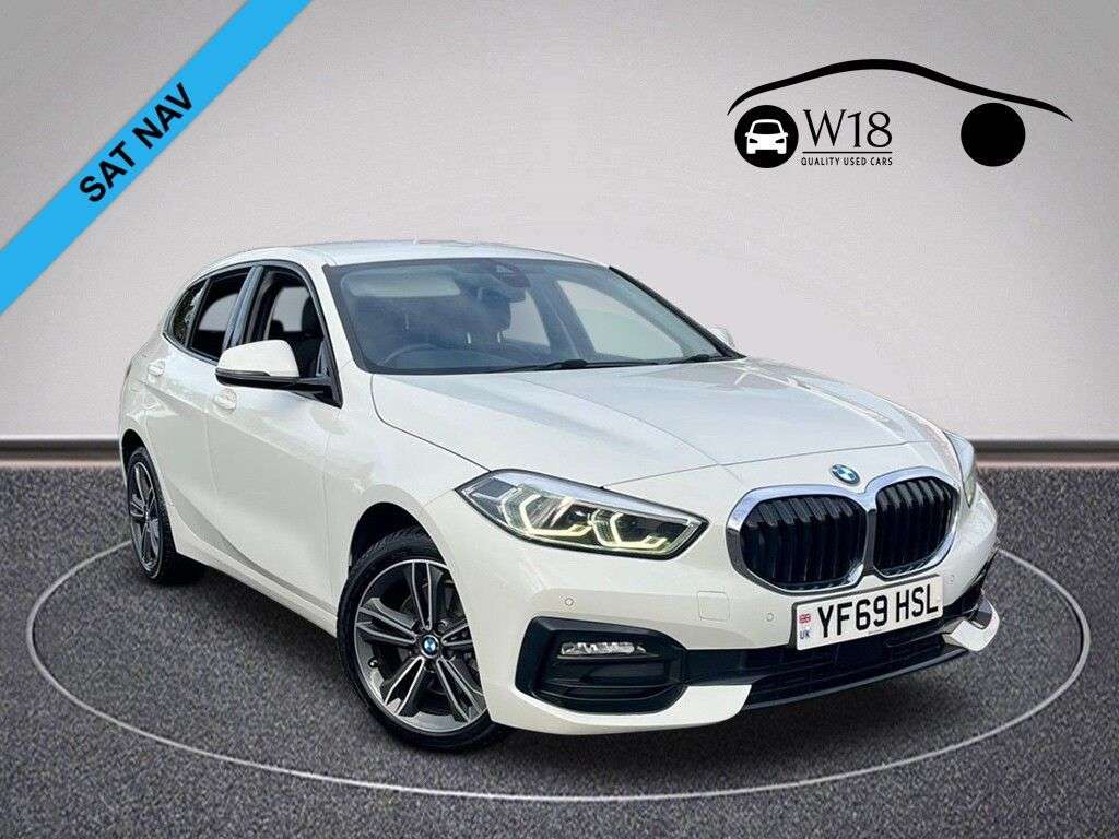 A 2019 BMW 1 SERIES 1.5 118i Sport Hatchback 5dr Petrol Manual Euro 6 (s/s) (140 ps) A 2019 BMW 1 SERIES 1.5 118i Sport Hatchback 5dr Petrol Manual Euro 6 (s/s) (140 ps)