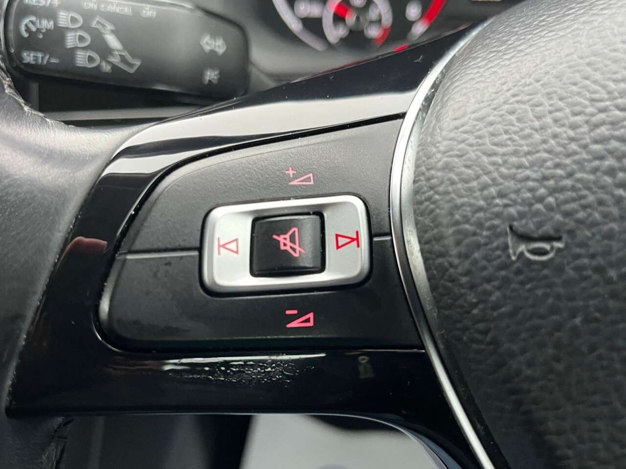 2018 VOLKSWAGEN POLO 2018 VOLKSWAGEN POLO