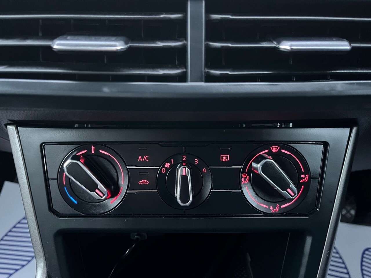 2018 VOLKSWAGEN POLO 2018 VOLKSWAGEN POLO