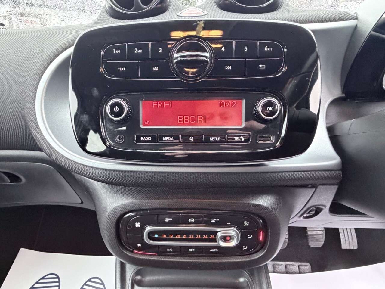 2018 SMART FORFOUR 2018 SMART FORFOUR