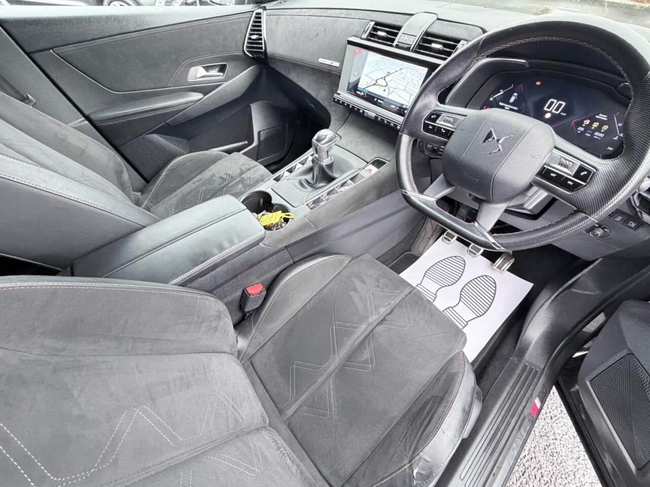 A 2020 DS AUTOMOBILES DS 7 CROSSBACK 1.5 BlueHDi Performance Line Crossback 5dr Diesel Manual Euro 6 (s/s) (130 A 2020 DS AUTOMOBILES DS 7 CROSSBACK 1.5 BlueHDi Performance Line Crossback 5dr Diesel Manual Euro 6 (s/s) (130