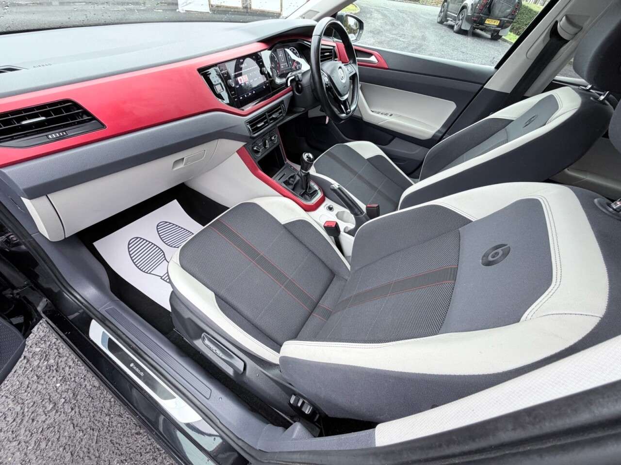 2019 VOLKSWAGEN POLO 2019 VOLKSWAGEN POLO