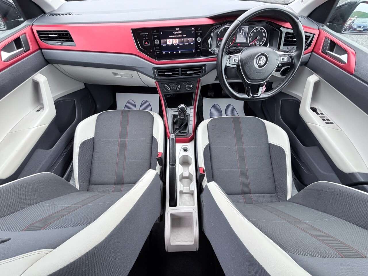 2019 VOLKSWAGEN POLO 2019 VOLKSWAGEN POLO