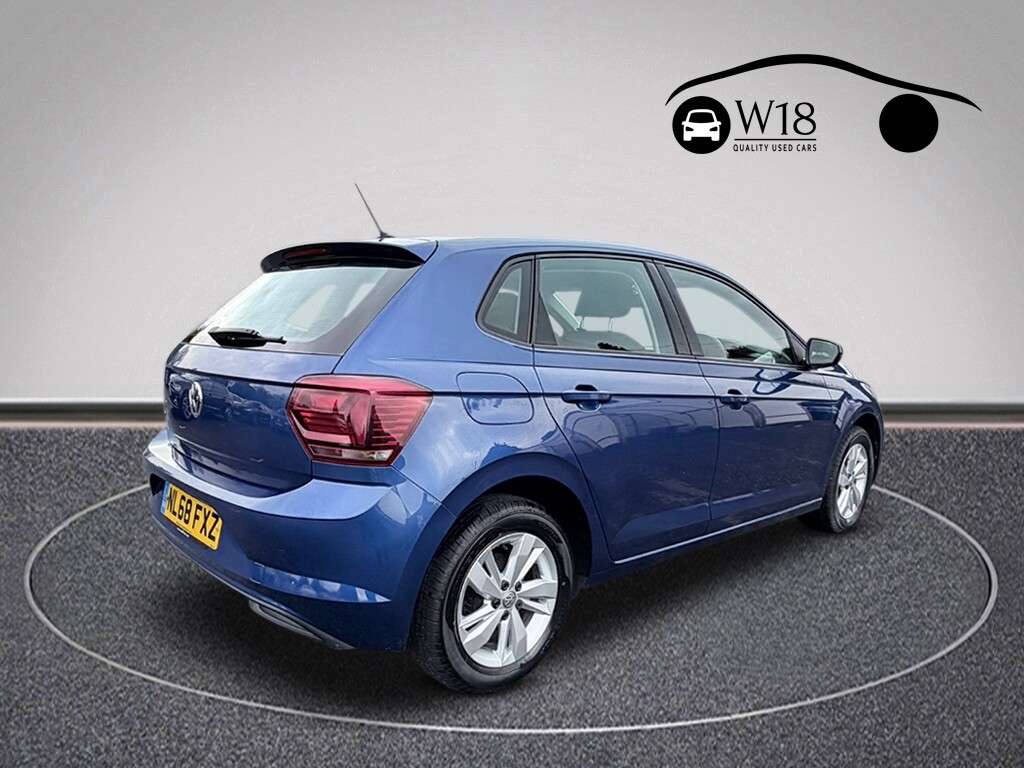 A 2018 VOLKSWAGEN POLO 1.0 SE Hatchback 5dr Petrol Manual Euro 6 (s/s) (75 ps) A 2018 VOLKSWAGEN POLO 1.0 SE Hatchback 5dr Petrol Manual Euro 6 (s/s) (75 ps)