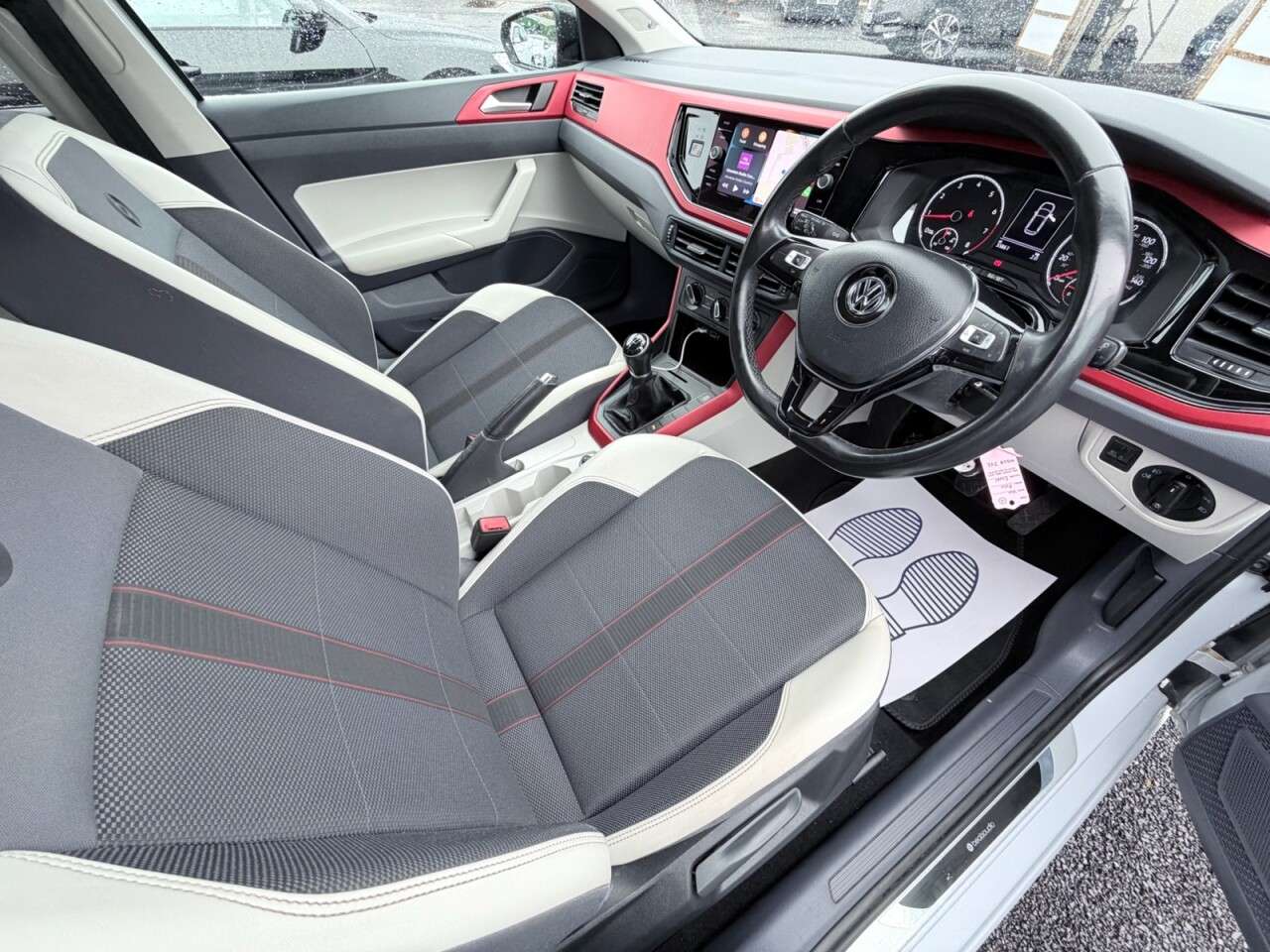 2019 VOLKSWAGEN POLO 2019 VOLKSWAGEN POLO