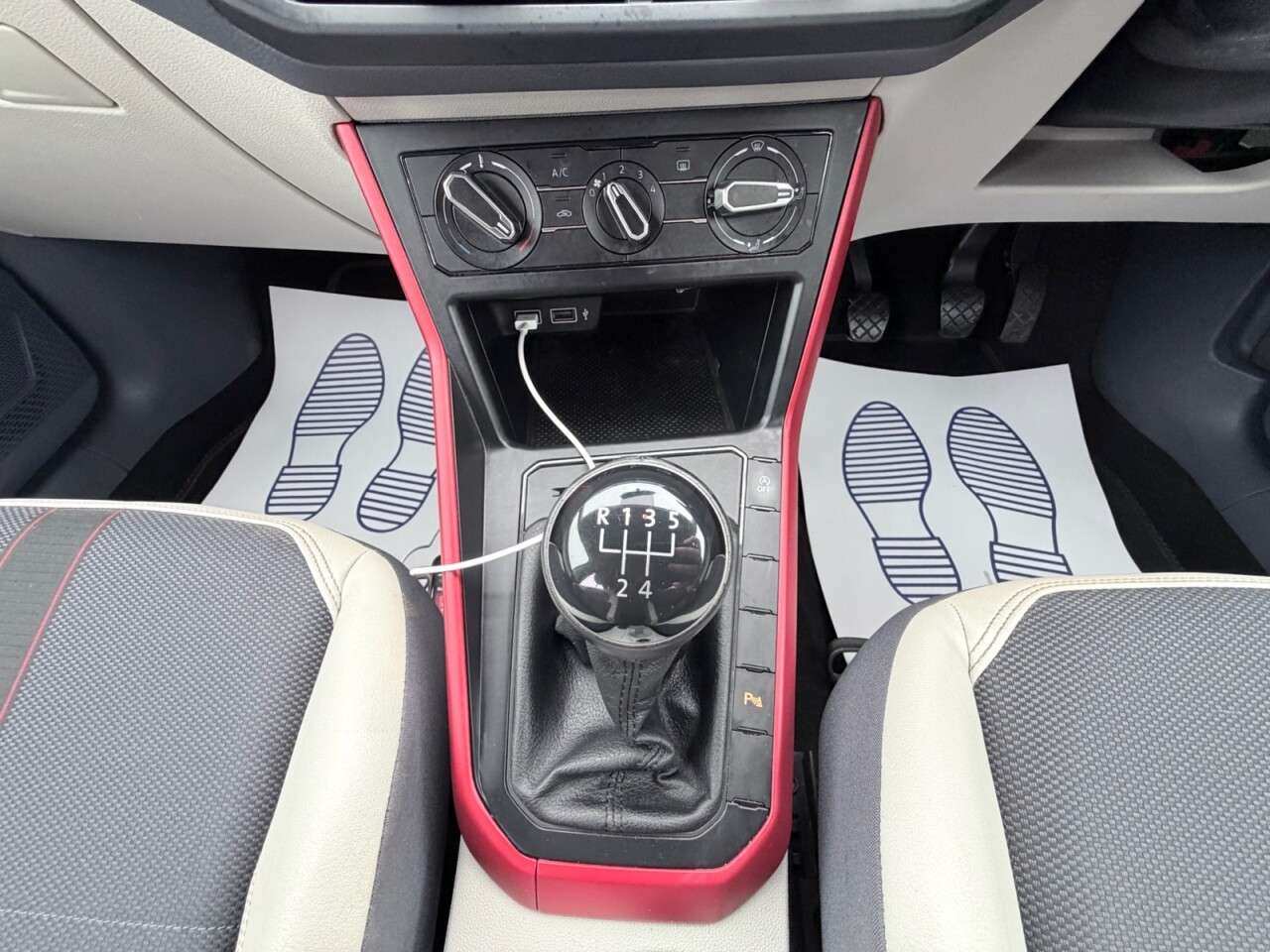 2019 VOLKSWAGEN POLO 2019 VOLKSWAGEN POLO