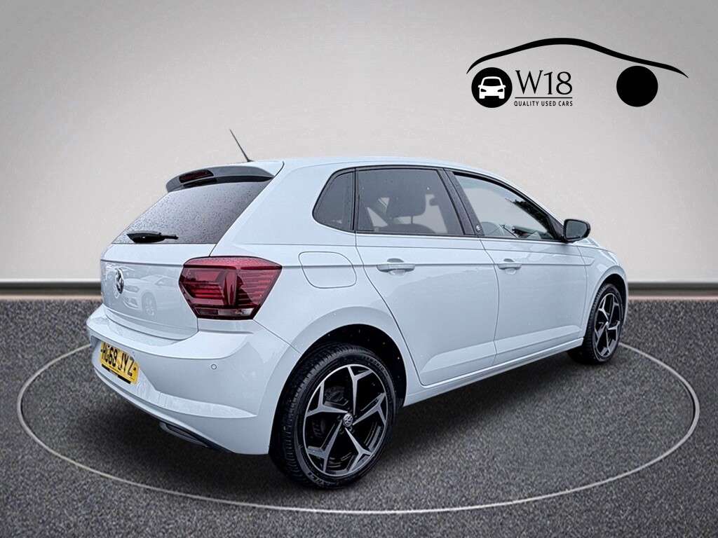 A 2019 VOLKSWAGEN POLO 1.0 EVO beats Hatchback 5dr Petrol Manual Euro 6 (s/s) (65 ps) A 2019 VOLKSWAGEN POLO 1.0 EVO beats Hatchback 5dr Petrol Manual Euro 6 (s/s) (65 ps)