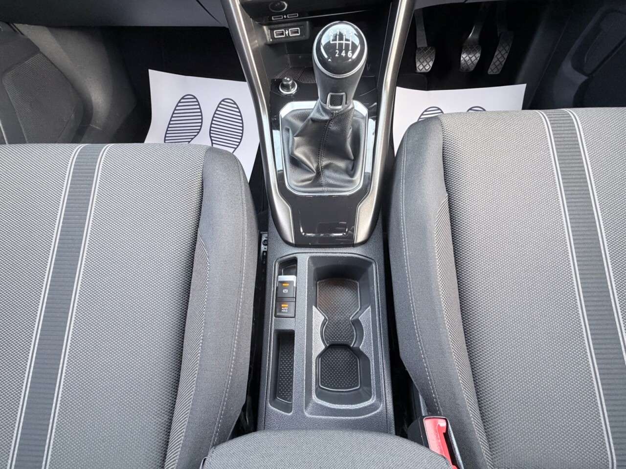 2018 VOLKSWAGEN T-ROC 2018 VOLKSWAGEN T-ROC