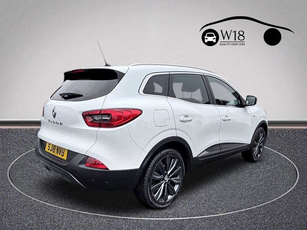 A 2018 RENAULT KADJAR 1.2 TCe Signature S Nav SUV 5dr Petrol Manual Euro 6 (s/s) (130 ps) A 2018 RENAULT KADJAR 1.2 TCe Signature S Nav SUV 5dr Petrol Manual Euro 6 (s/s) (130 ps)