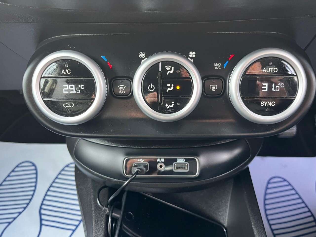 2019 FIAT 500X 2019 FIAT 500X