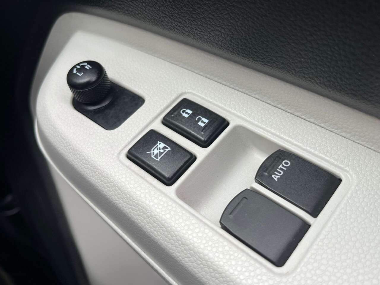 2017 SUZUKI IGNIS 2017 SUZUKI IGNIS