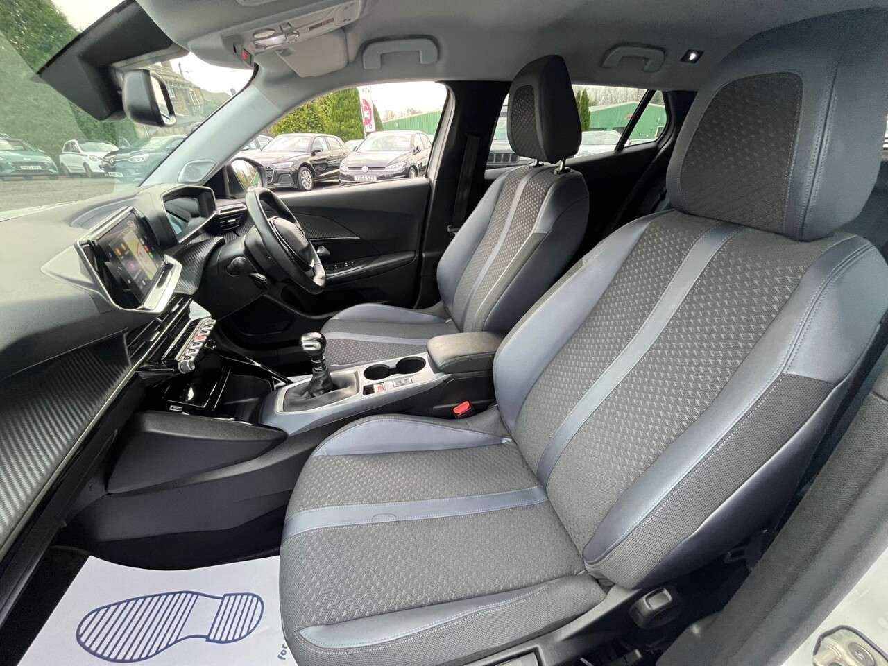 2020 PEUGEOT 2008 2020 PEUGEOT 2008