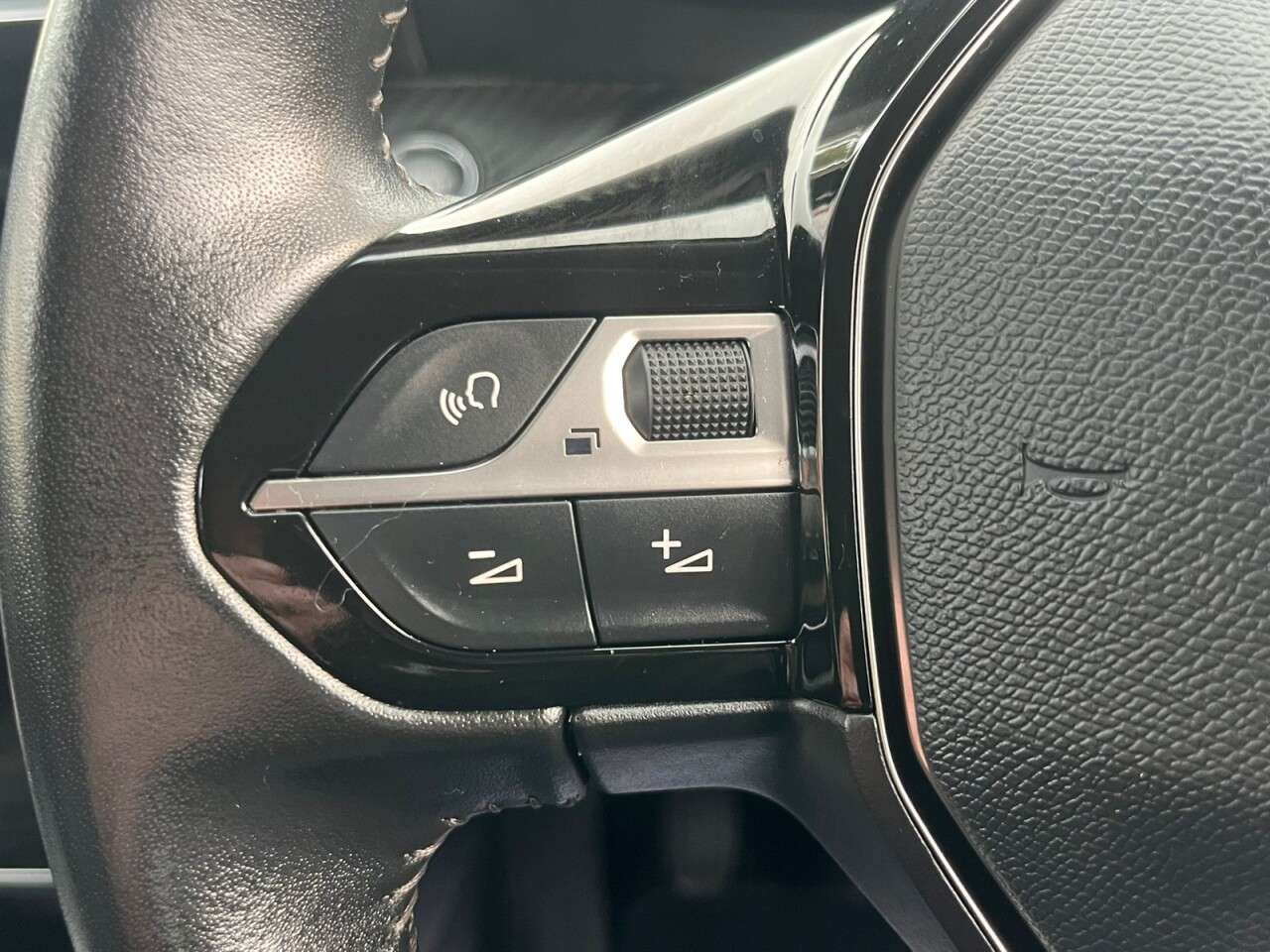 2020 PEUGEOT 2008 2020 PEUGEOT 2008