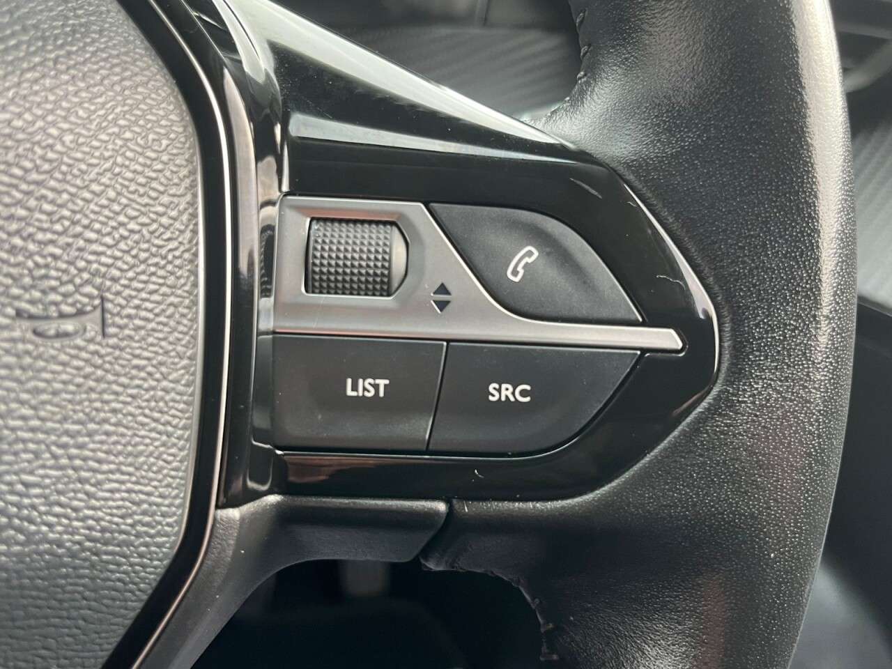 2020 PEUGEOT 2008 2020 PEUGEOT 2008