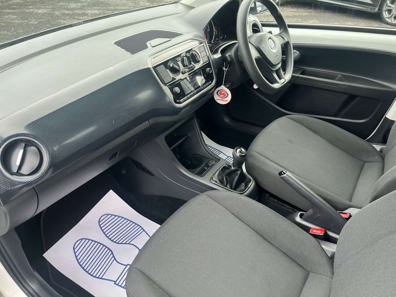 2017 VOLKSWAGEN UP! 2017 VOLKSWAGEN UP!