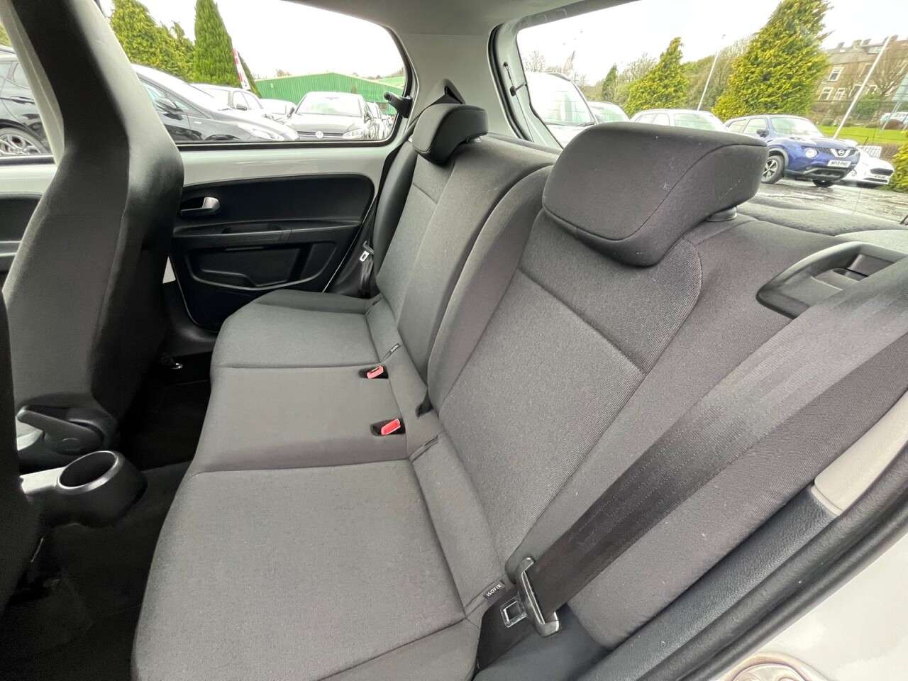 2017 VOLKSWAGEN UP! 2017 VOLKSWAGEN UP!