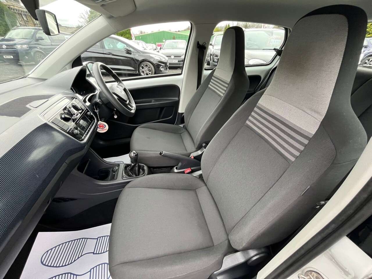 2017 VOLKSWAGEN UP! 2017 VOLKSWAGEN UP!