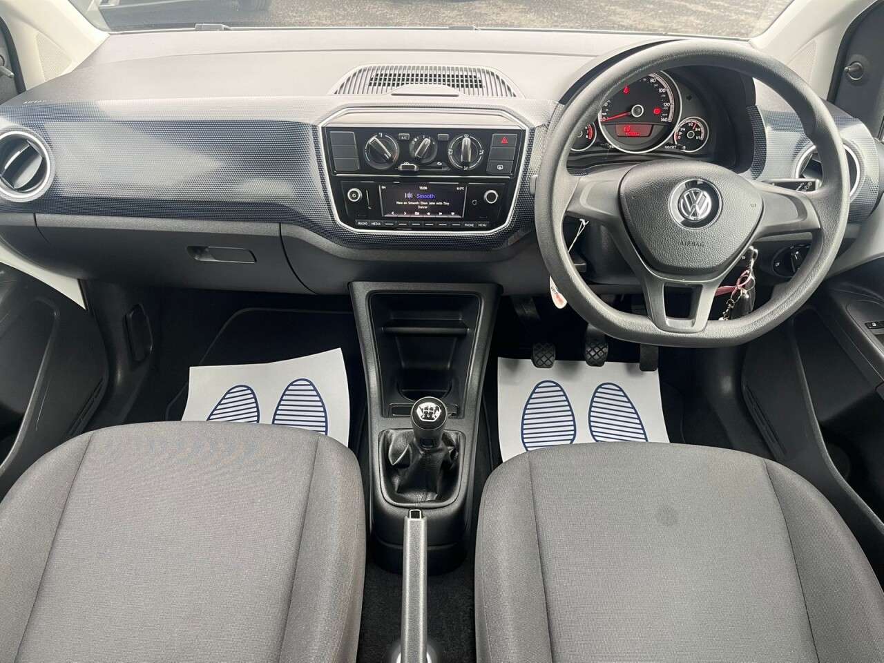 2017 VOLKSWAGEN UP! 2017 VOLKSWAGEN UP!