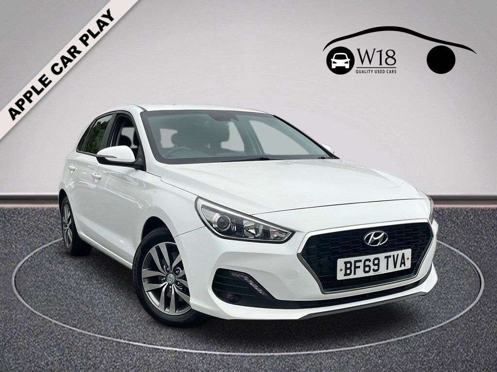 A 2019 HYUNDAI I30 1.0 T-GDi SE Hatchback 5dr Petrol Manual Euro 6 (s/s) (120 ps) A 2019 HYUNDAI I30 1.0 T-GDi SE Hatchback 5dr Petrol Manual Euro 6 (s/s) (120 ps)