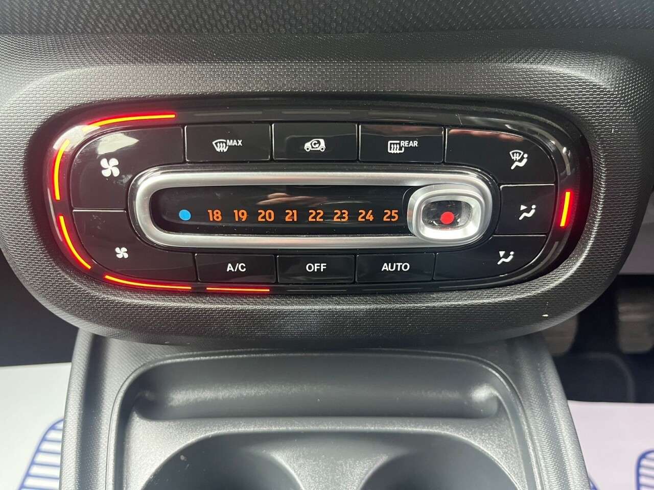 2017 SMART FORFOUR 2017 SMART FORFOUR